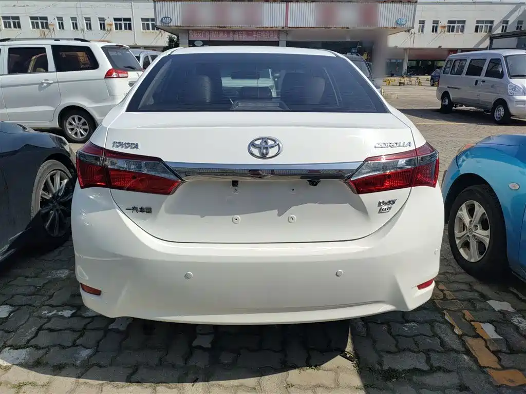Toyota Corolla 2018 1.2T S-CVT GL Smart Edition фото 4