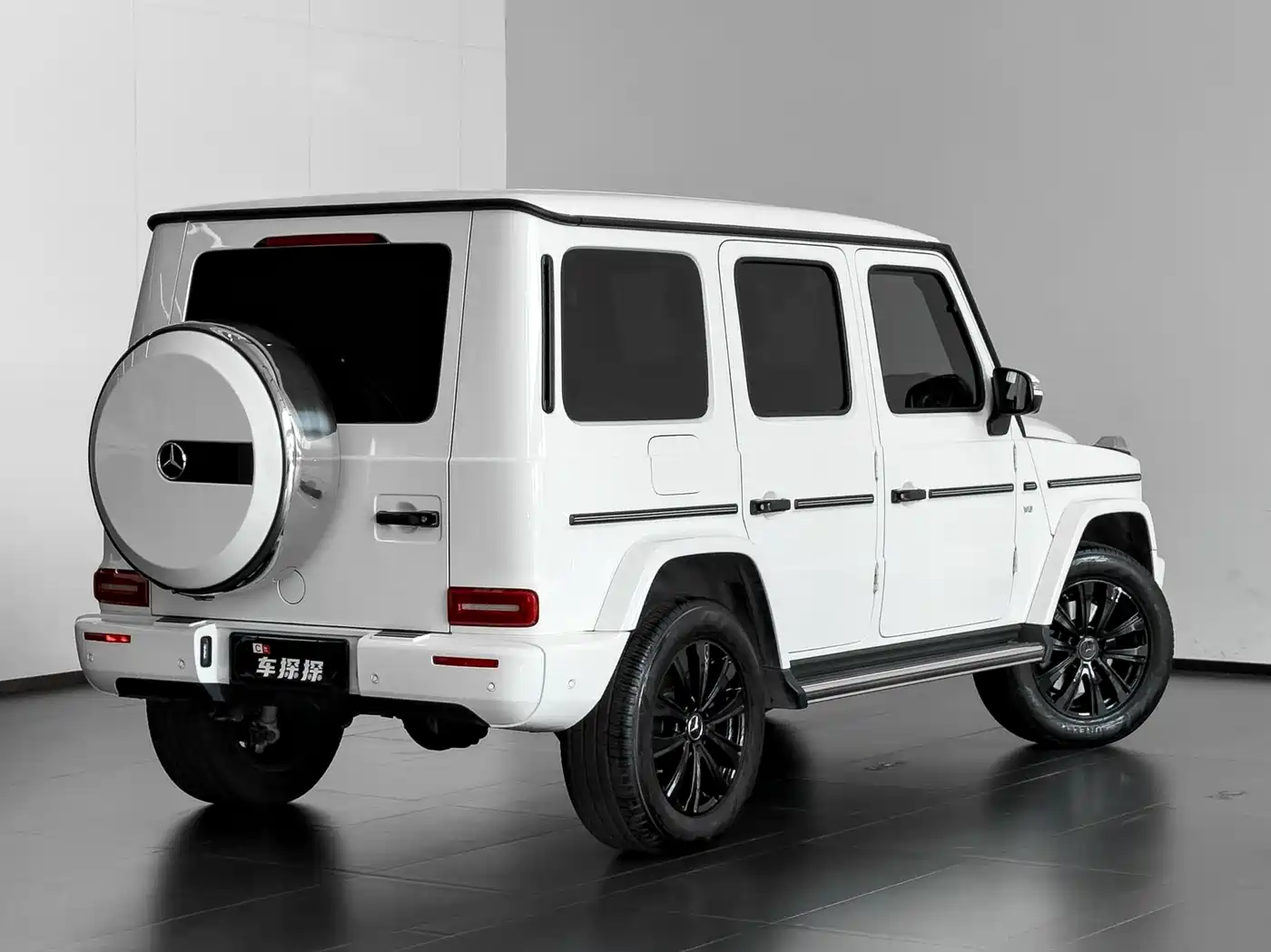 Mercedes-Benz G-Class 2023 G 500 фото 13