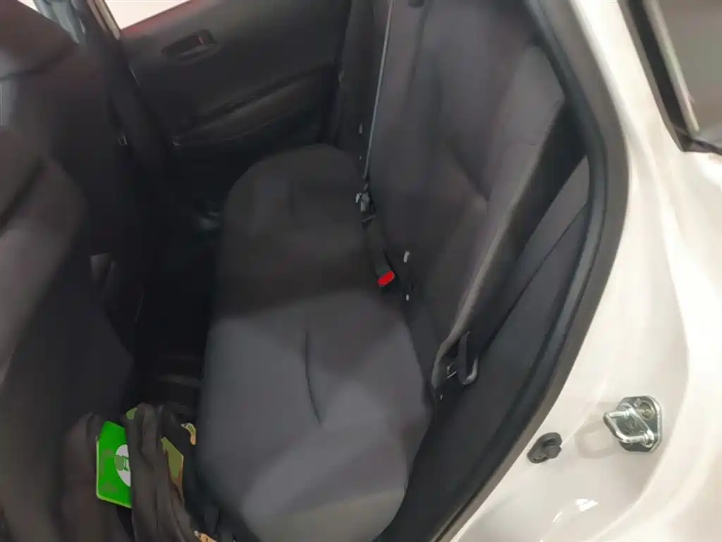 Toyota Corolla Cross 2023 2.0L Pioneer Edition фото 17
