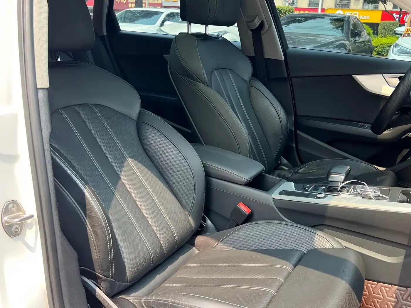 Audi A4L 2020 40 TFSI Fashion Dynamic Edition фото 21