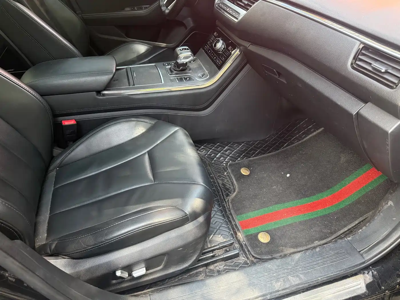 Hongqi H5 2020 1.8T Automatic Smart Connection Qi Smooth Edition фото 5