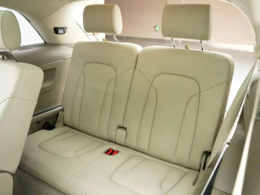 Audi Q7 2011 2011 3.0 TFSI Technology (245kW)