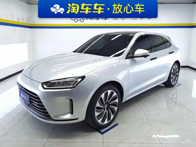 AITO Wenjie AITO M5 2022