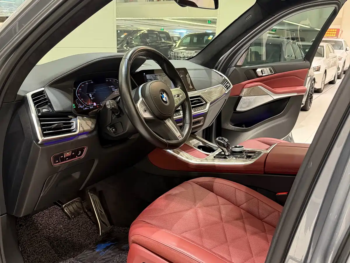BMW X5 2022 Model xDrive 40Li M Sport Package фото 6