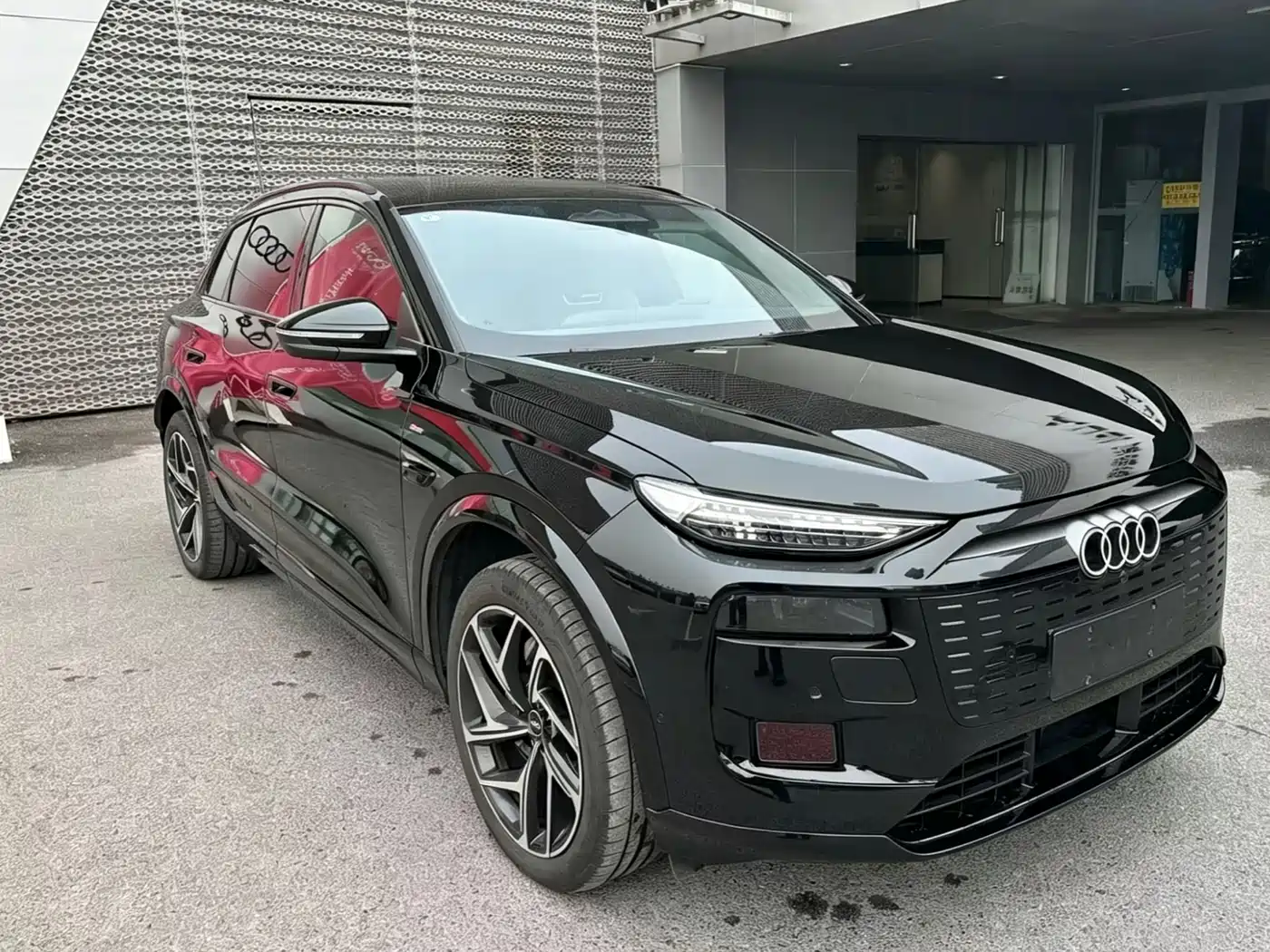 Audi Q6L e-tron 2025 2025 Model Pioneer Edition