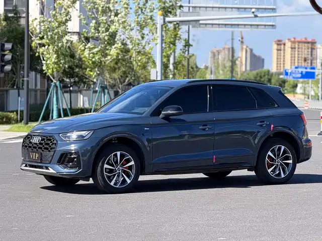 Audi Q5L 2025