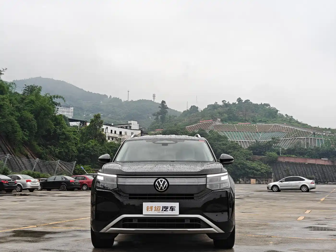 Volkswagen Teramont 2025 Teramont Pro 450TSI AWD Explorer Edition фото 2