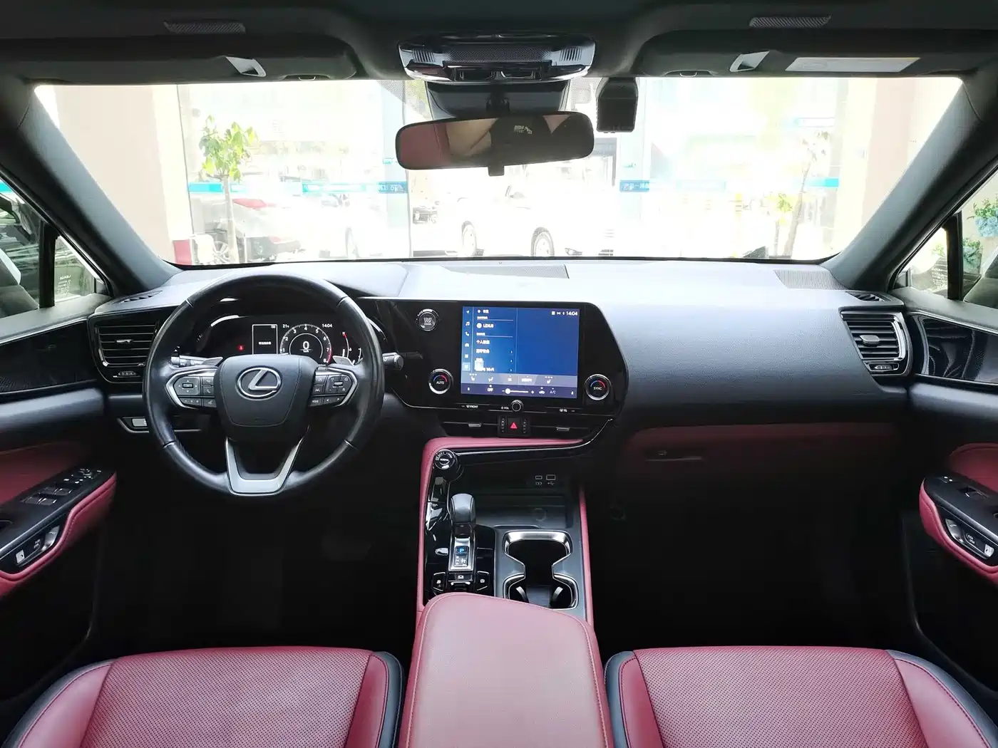 Lexus NX 2023 260 FWD Joy Creation Edition фото 11