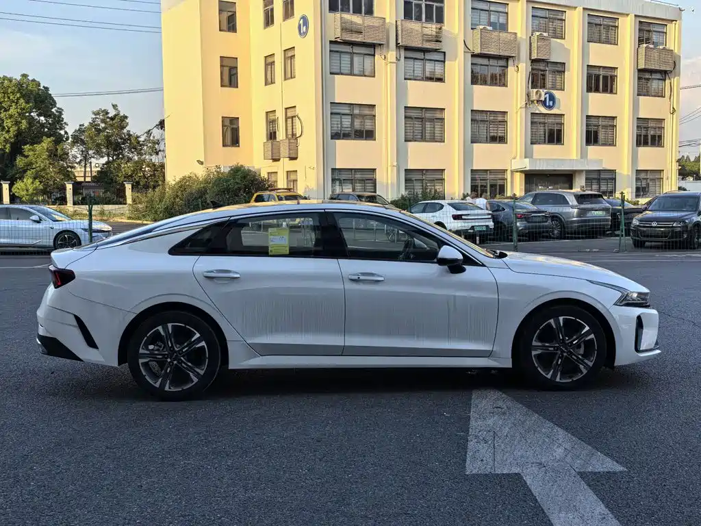 Kia K5 2025 2025 1.5T Premium Edition