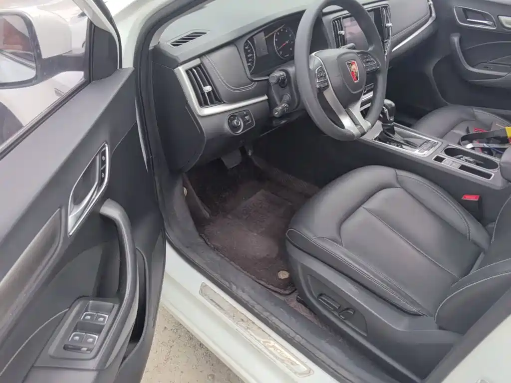 Roewe i6 2019 2020 PLUS 1.6L CVT 4G Connected Glory Flagship Edition