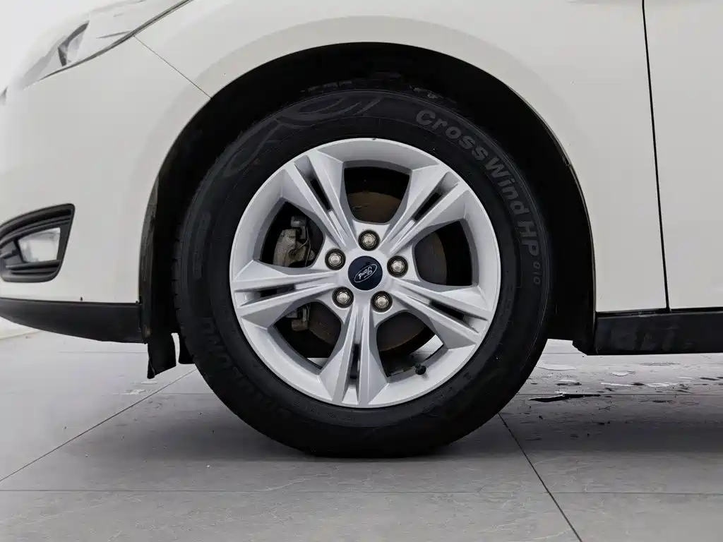 Photo 17 - Ford Focus