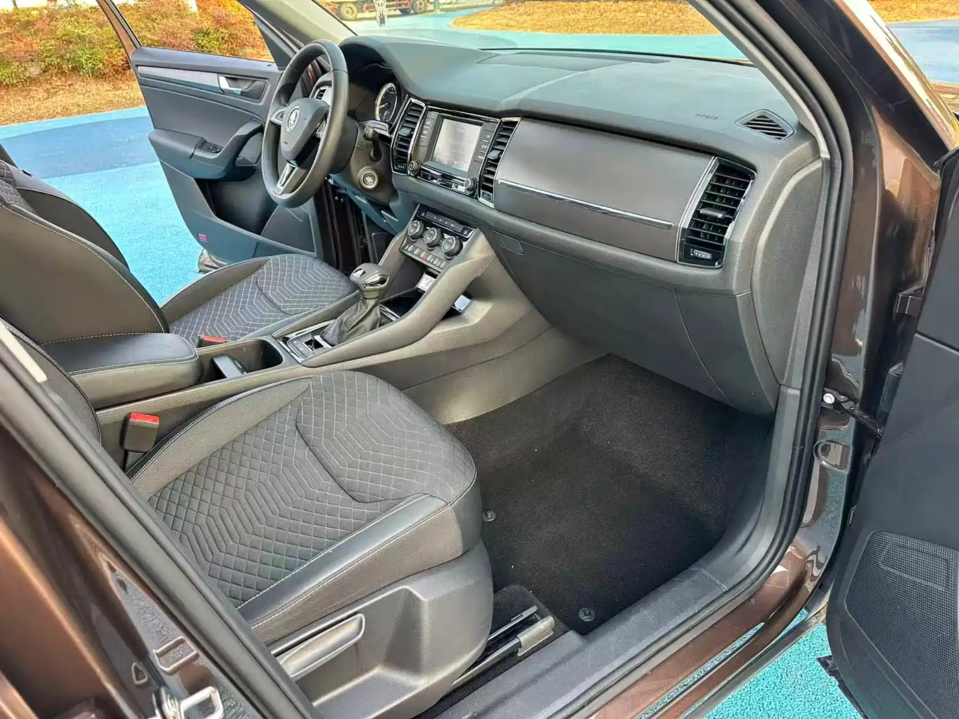 Škoda Kodiaq 2017 TSI330 5-seater 2WD Comfort Edition фото 6