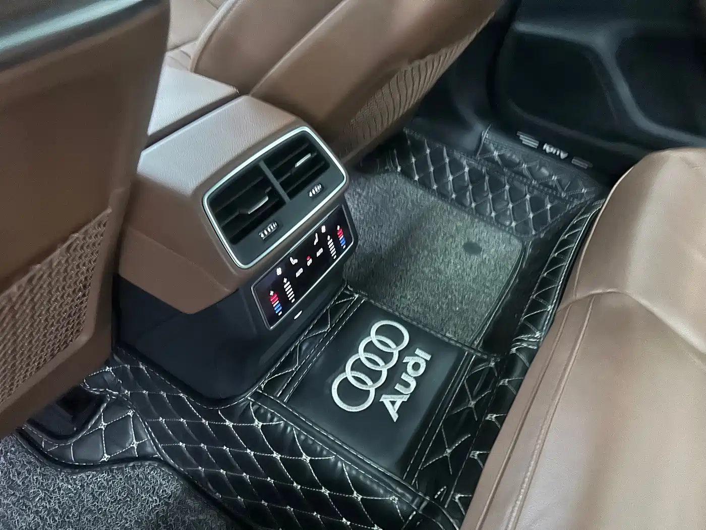 Audi A6L 2019 45 TFSI Premium Elegance фото 14