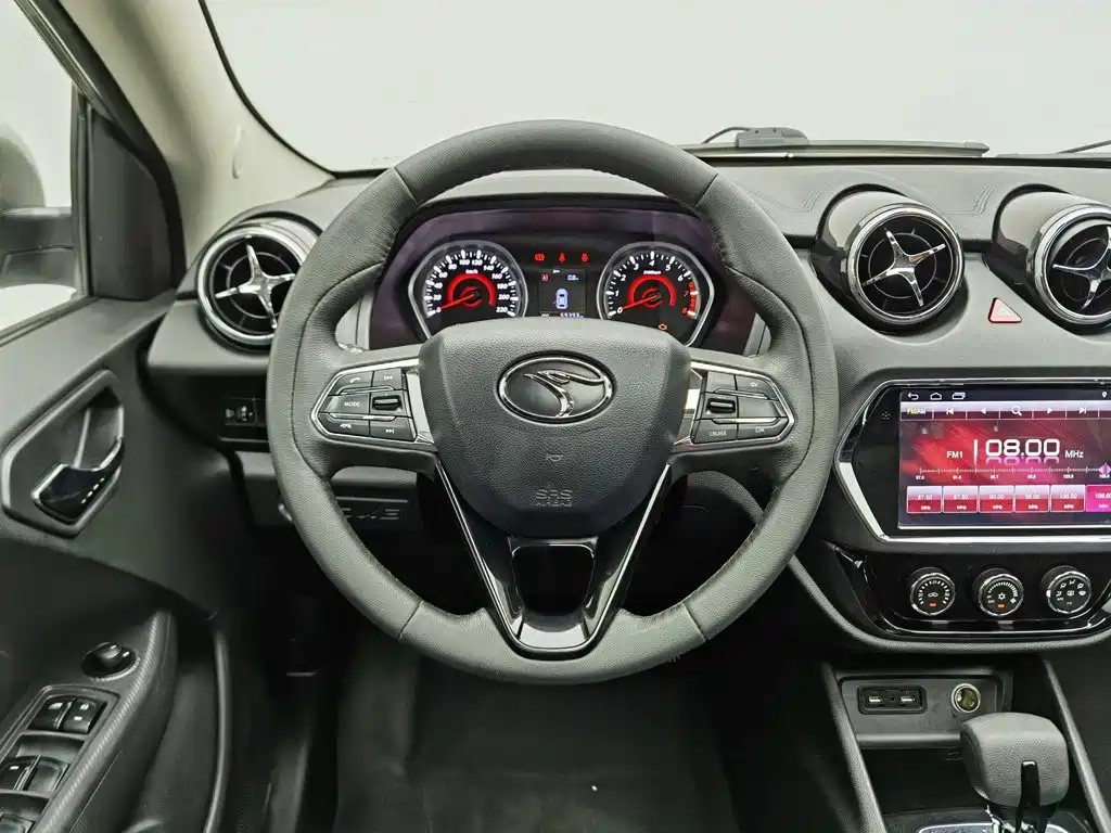 Soueast DX3 2017 2018 1.5T CVT Premium