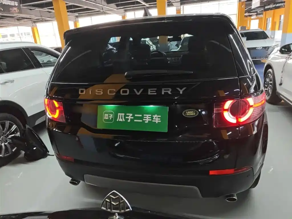 Land Rover Discovery Sport 2019 240PS SE Edition China VI фото 6
