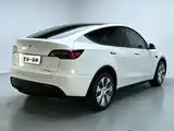 Photo 5 - Tesla Model Y