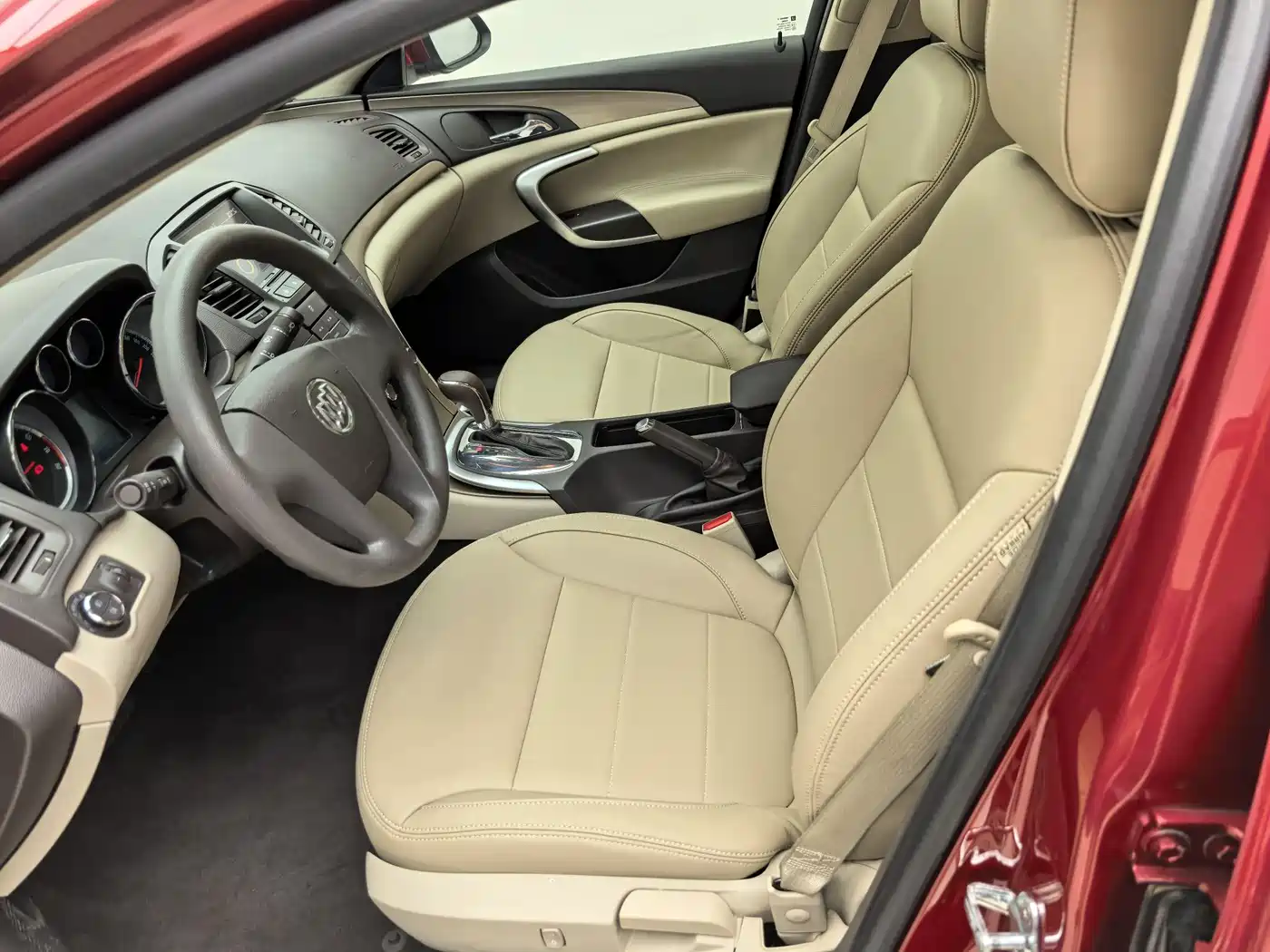 Buick Regal 2011 2.0L Comfort Edition фото 8