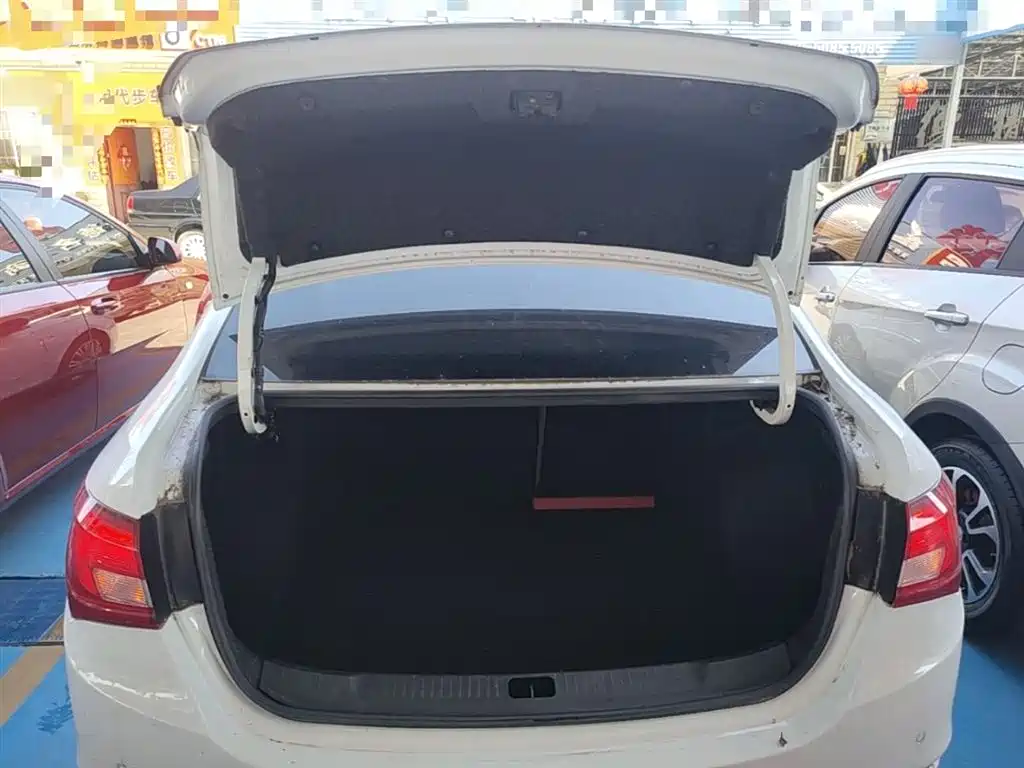 Buick Excelle 2015 18T Dual-Clutch Elite фото 19