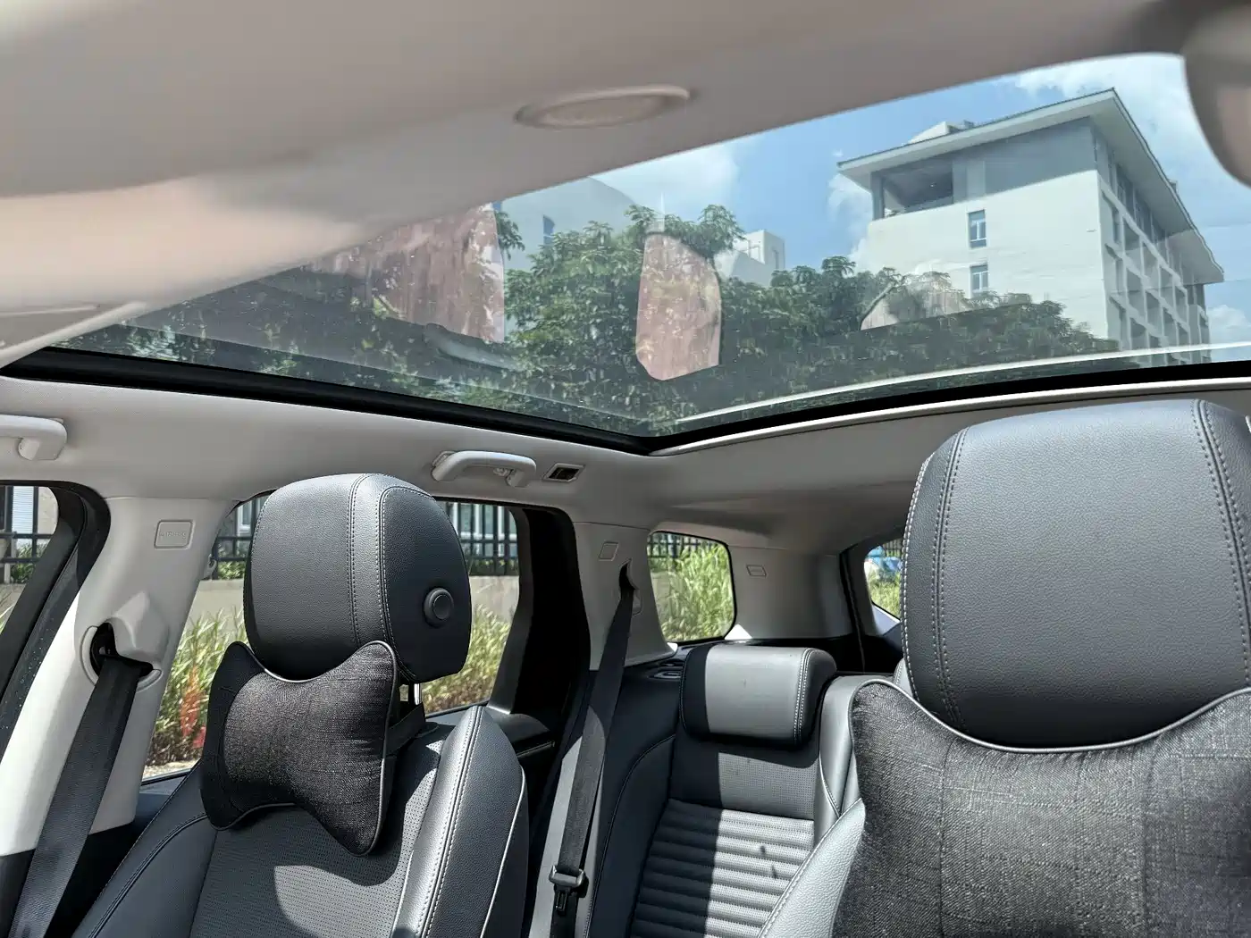 Photo 11 - Land Rover Discovery Sport