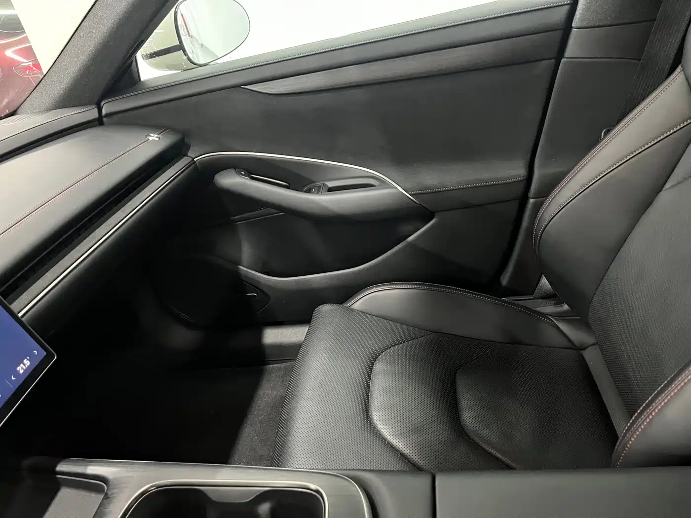 Xiaomi Auto Xiaomi SU7 2024 RWD Ultra Long Range Advanced Smart Driving Pro Edition фото 8