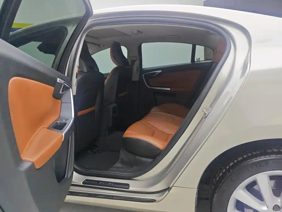 Volvo S60 2015 2015 S60L 2.0T Smart Vision