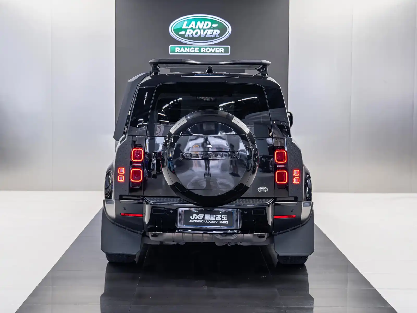 Фото 15 - Land Rover Defender