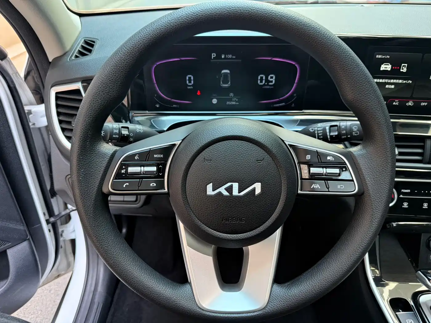 Kia Seltos 2023 1.5L CVT Luxury Edition фото 11