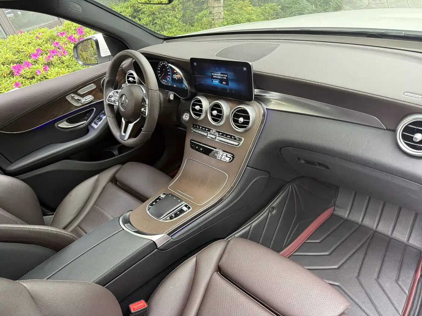 Mercedes-Benz GLC 2022 GLC 300 L 4MATIC Dynamic Collector's Edition фото 14