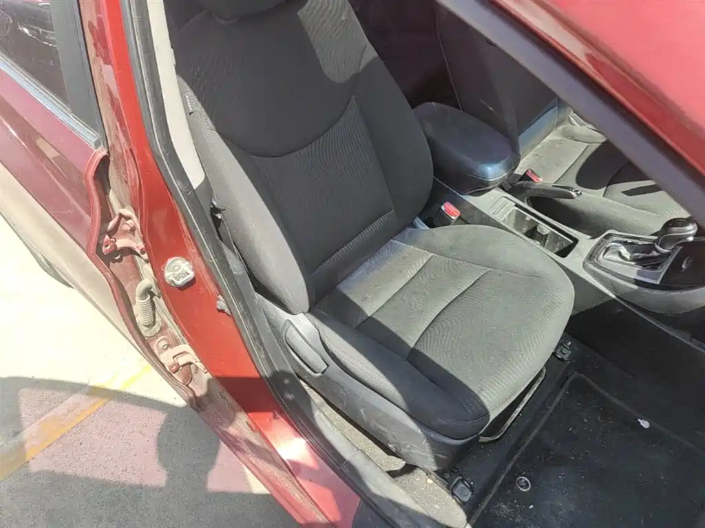 Hyundai Langdong 2016 1.6L Automatic Premium Edition фото 25