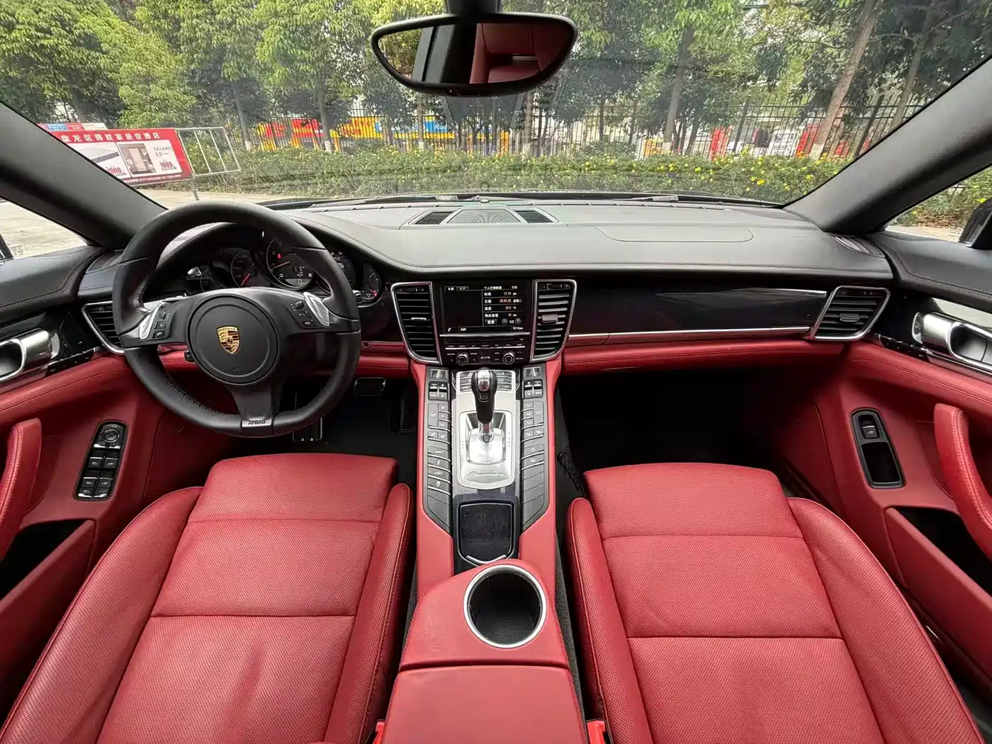 Porsche Panamera 2016 Panamera Executive Edition 3.0T фото 27