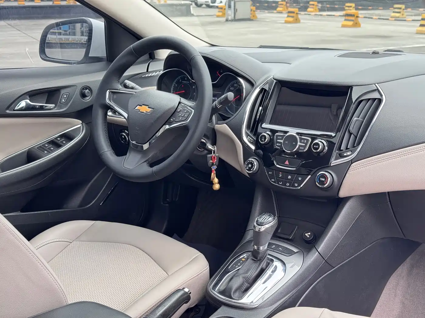 Chevrolet Cruze 2015 1.5L Automatic Luxury Edition фото 9