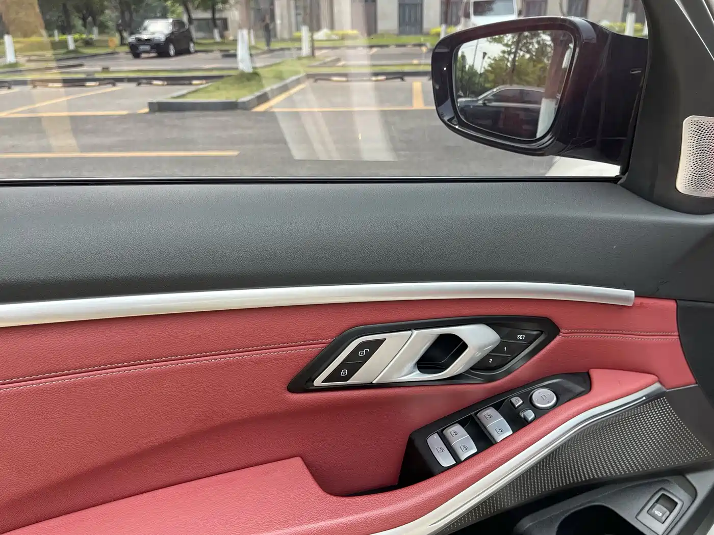 BMW 3 Series 2025 325Li M Sport Package фото 21