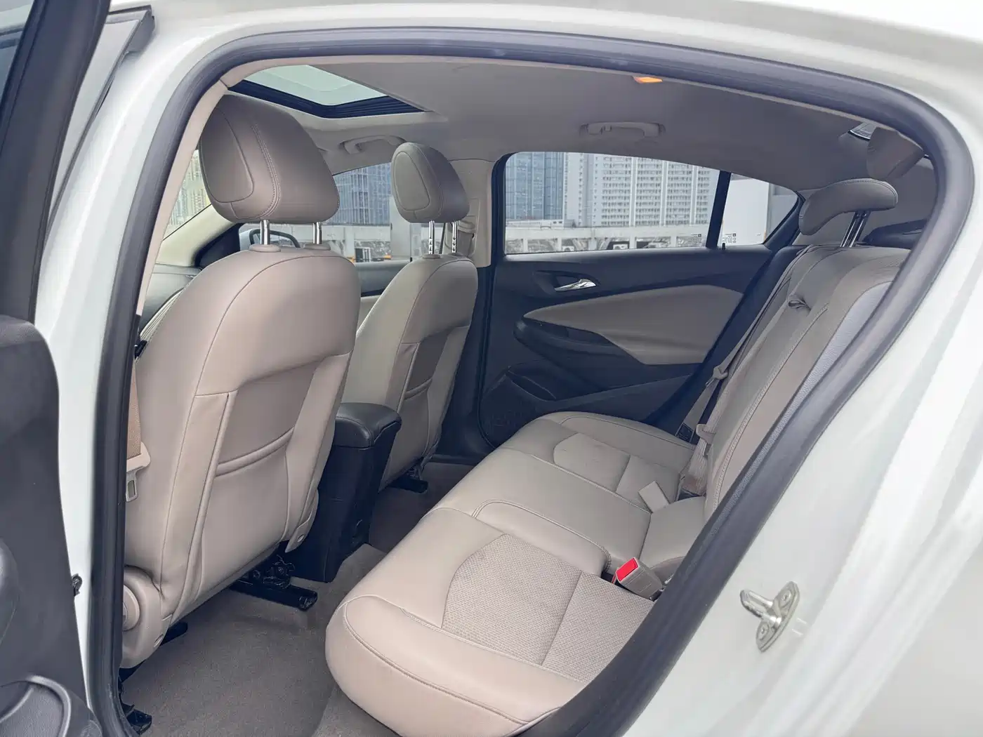 Chevrolet Cruze 2015 1.5L Automatic Luxury Edition фото 11