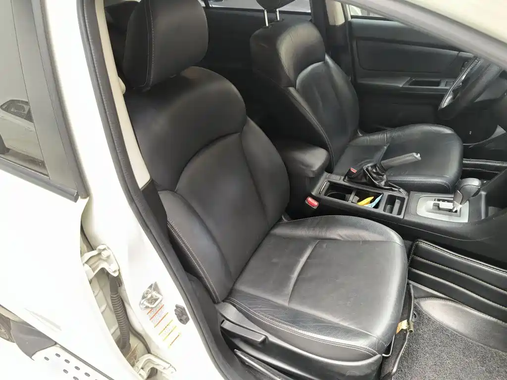 Subaru XV 2015 2014 2.0i Elite