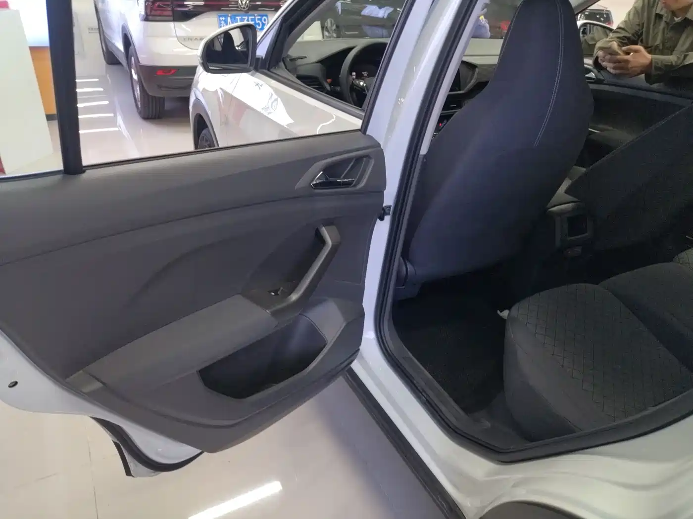 VOLKSWAGEN TU KAI
