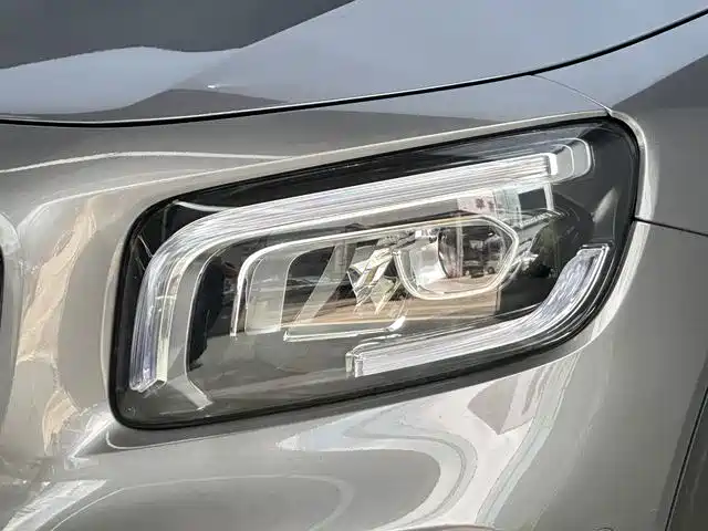 Mercedes-Benz GLB 2024 2023 Facelift GLB 200 Fashion