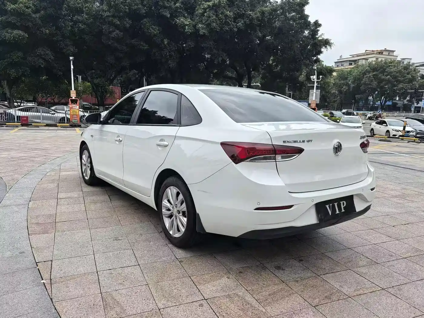Фото 9 - Buick Excelle