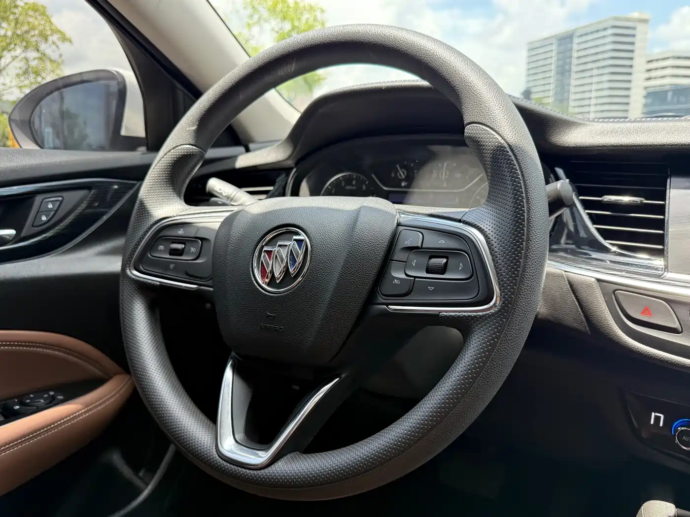 BUICK REGAL
