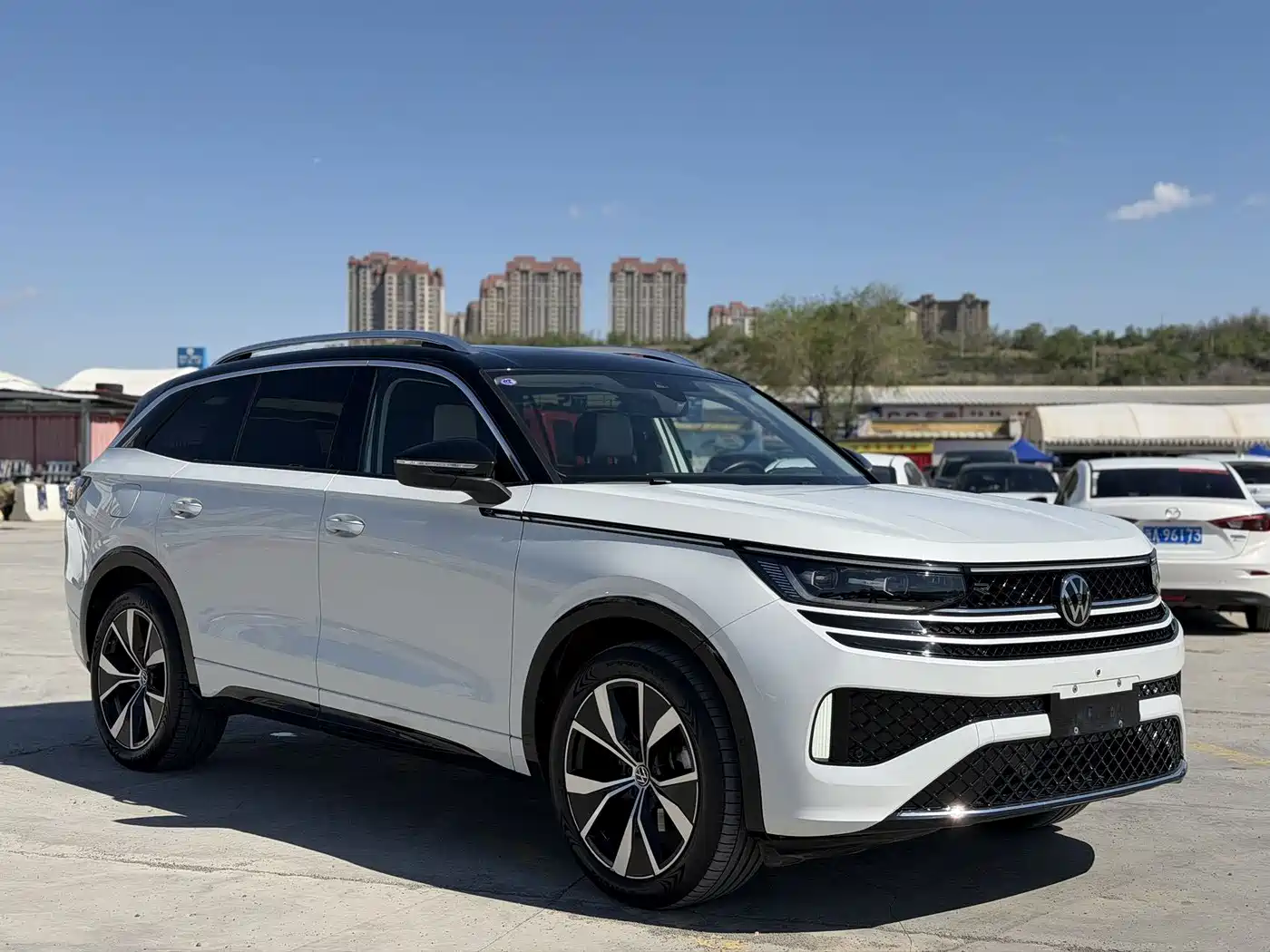 Volkswagen Talagon 2023 380TSI 4WD R-Line Celebration Edition фото 3