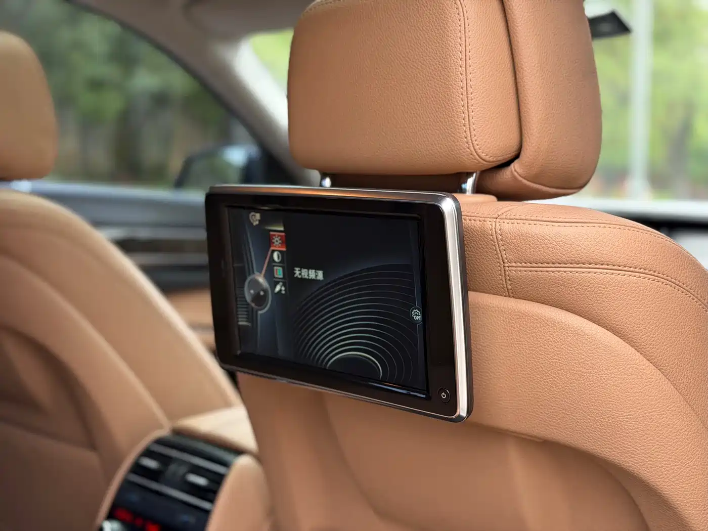 BMW 7 Series 2014 730Li Premium фото 13