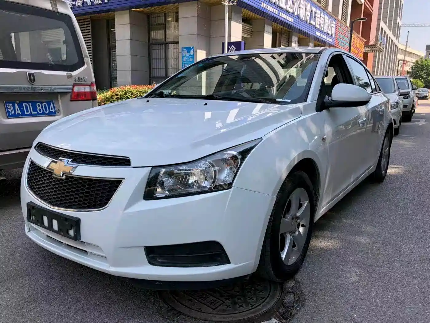 Chevrolet Cruze 2013 Model 1.8L SX AT