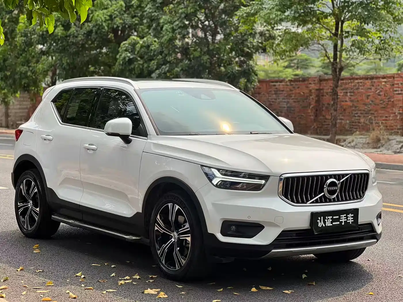 Фото 3 - Volvo XC40