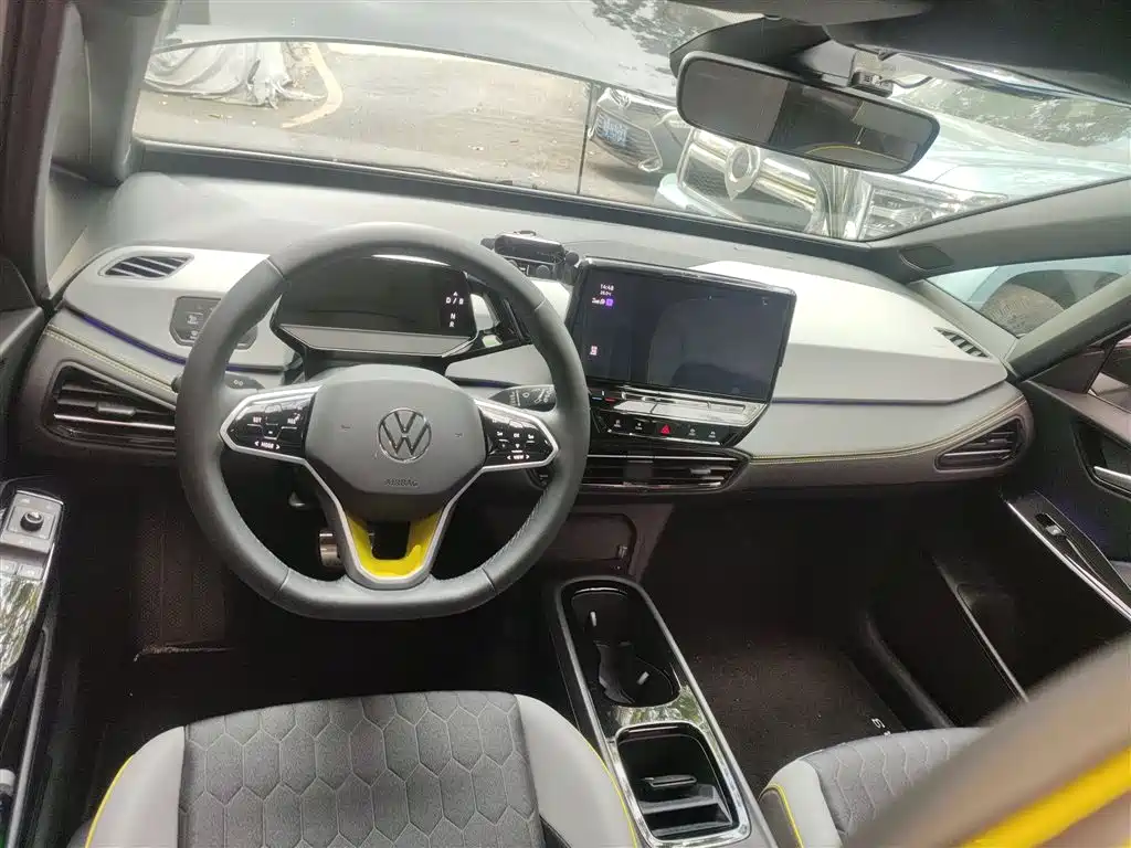 Volkswagen ID.3 2024 Ultimate Intelligence Edition фото 3