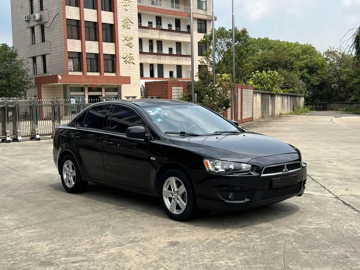 Mitsubishi Lancer EX 2010 Fashion Edition 1.8L Manual Wisdom фото 2