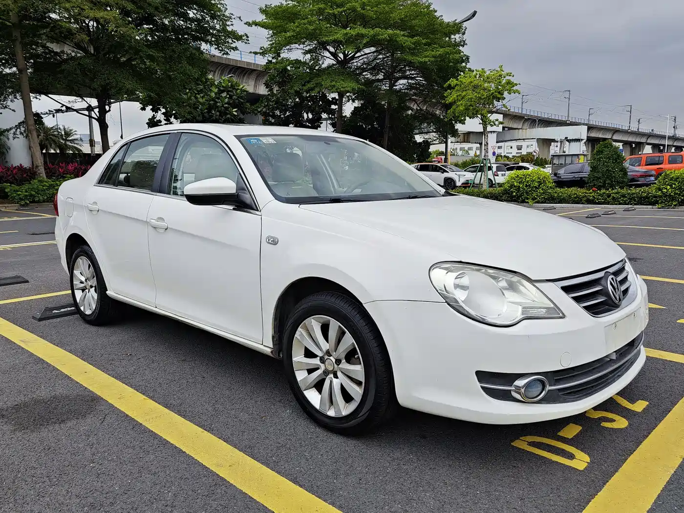 Volkswagen Bora 2011 1.4T AT Sportline фото 3