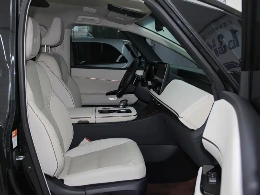 Lexus LM 2024 2023 500h 6-Seater Prestige Edition