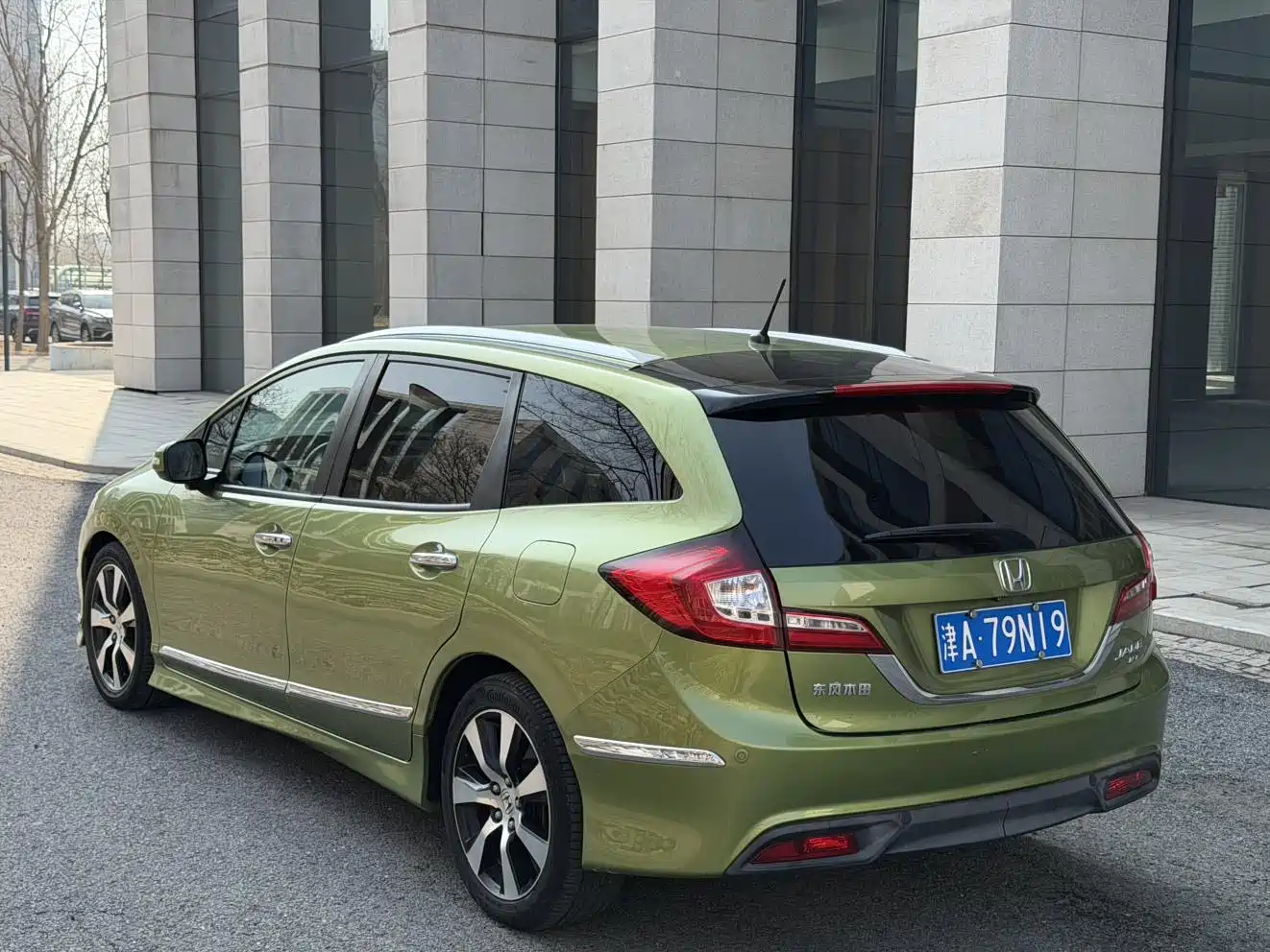 Honda Jade 2013 2013 1.8L CVT Luxury Edition 5-seater