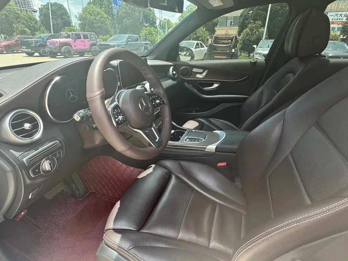 Mercedes-Benz GLC 2020 GLC 300 L 4MATIC Dynamic фото 4