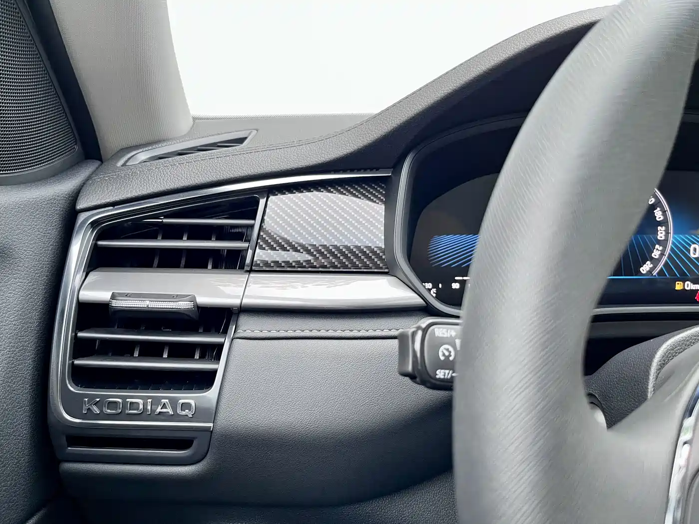 Škoda Kodiaq 2026 2025 TSI330 5-Seater FWD Capability Edition
