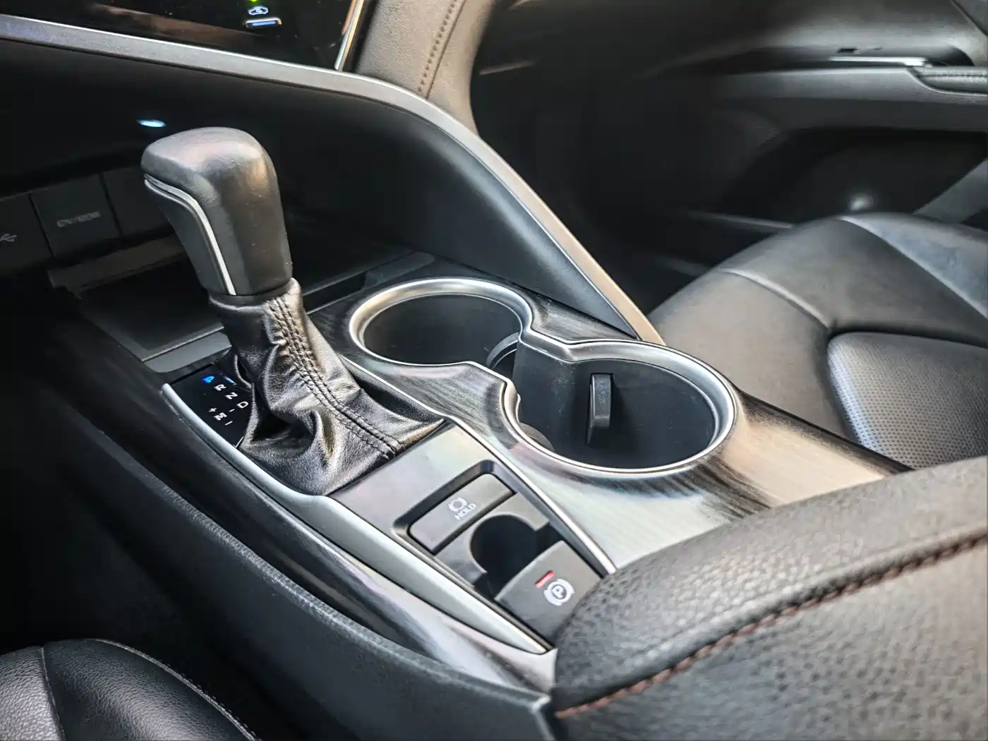 Toyota Camry 2023 2023 2.0G Luxury Edition